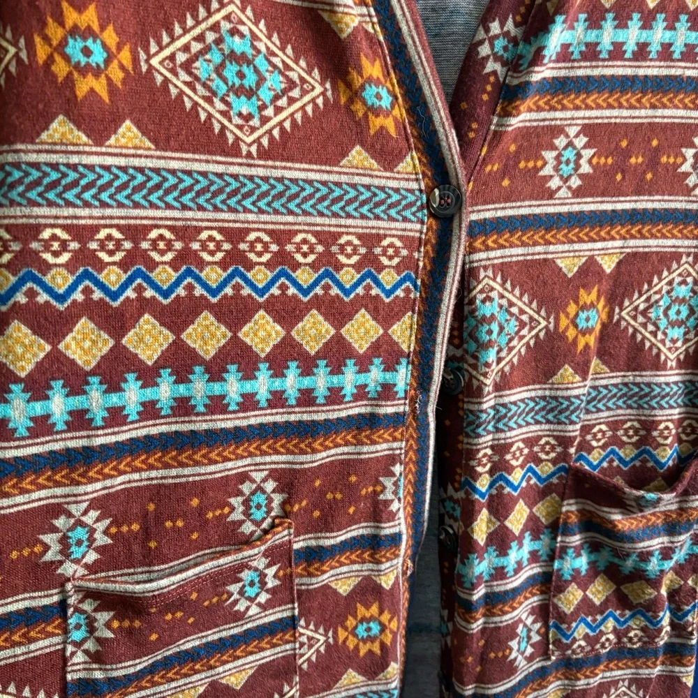 Celeste Multicolor Geometric Knit Cardigan - Picture 4 of 7